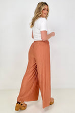 Load image into Gallery viewer, Zenana Woven Pleated Wide Leg Pants With Lining
