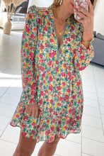 Load image into Gallery viewer, Green Ruffled Lace V Neck Floral Dress
