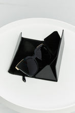 Load image into Gallery viewer, Tortoiseshell Acetate Frame Sunglasses
