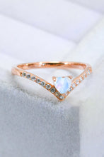Load image into Gallery viewer, Moonstone Heart-Shaped Ring
