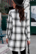 Load image into Gallery viewer, Plaid Button-Up Longline Shirt Jacket
