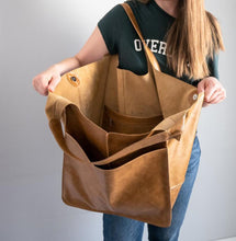 Load image into Gallery viewer, Women's Simple Large Capacity Tote Bag
