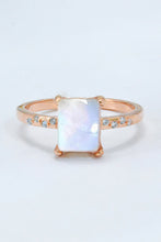 Load image into Gallery viewer, Square Moonstone Ring
