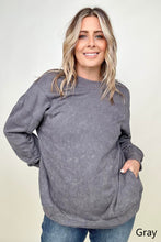 Load image into Gallery viewer, Twist Detail Reversible Oversized Sweatshirt With Pockets

