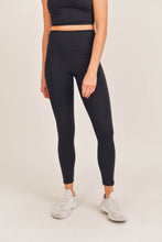 Load image into Gallery viewer, Mono B Tummy Control Sweetheart Highwaist Leggings
