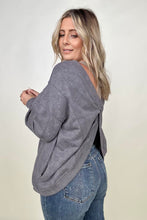 Load image into Gallery viewer, Twist Detail Reversible Oversized Sweatshirt With Pockets
