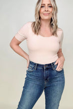 Load image into Gallery viewer, Judy Blue "Skyline" High Rise Bleach Splash Boyfriend Jeans
