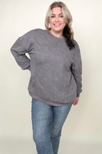 Load image into Gallery viewer, Twist Detail Reversible Oversized Sweatshirt With Pockets
