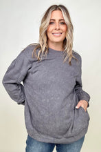 Load image into Gallery viewer, Twist Detail Reversible Oversized Sweatshirt With Pockets
