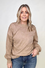 Load image into Gallery viewer, Twist Detail Reversible Oversized Sweatshirt With Pockets
