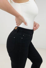 Load image into Gallery viewer, Judy Blue High Waist "Control Top" with Shark Hem &amp; Back Shield Pkt Skinny Jeans
