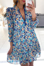 Load image into Gallery viewer, Green Ruffled Lace V Neck Floral Dress
