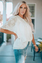 Load image into Gallery viewer, Floral Textured Ruffled Half Sleeve Babydoll Top
