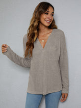 Load image into Gallery viewer, Dropped Shoulder High-Low Waffle-Knit Top
