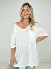Load image into Gallery viewer, Zenana "Allie" Tri Blend Oversized Front Pocket Boyfriend Tee
