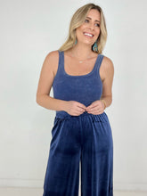 Load image into Gallery viewer, Zenana Washed Ribbed Square Neck Cropped Tank Top
