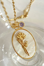 Load image into Gallery viewer, Flower Shell Pendant Copper Necklace

