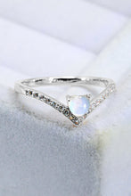 Load image into Gallery viewer, Moonstone Heart-Shaped Ring
