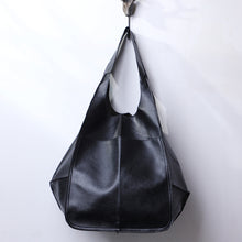 Load image into Gallery viewer, Women's Simple Large Capacity Tote Bag
