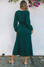 Load image into Gallery viewer, Green Pleated V Neck Wrap Waist Tie Dress
