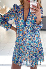 Load image into Gallery viewer, Green Ruffled Lace V Neck Floral Dress
