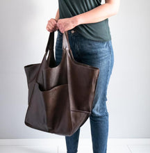 Load image into Gallery viewer, Women's Simple Large Capacity Tote Bag
