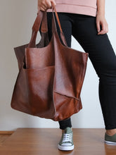 Load image into Gallery viewer, Women's Simple Large Capacity Tote Bag
