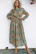 Load image into Gallery viewer, Green Pleated Long Sleeve Maxi Floral Dress With Tie
