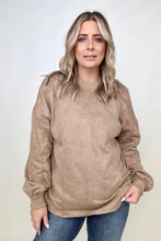 Load image into Gallery viewer, Twist Detail Reversible Oversized Sweatshirt With Pockets
