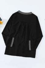 Load image into Gallery viewer, Long Sleeves Front Embroidery Blouse
