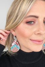 Load image into Gallery viewer, Retro Teardrop Cow/Leopard Pattern Drop Earrings
