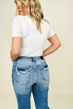 Load image into Gallery viewer, Risen Mid-Rise Straight Jeans
