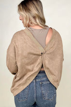 Load image into Gallery viewer, Twist Detail Reversible Oversized Sweatshirt With Pockets
